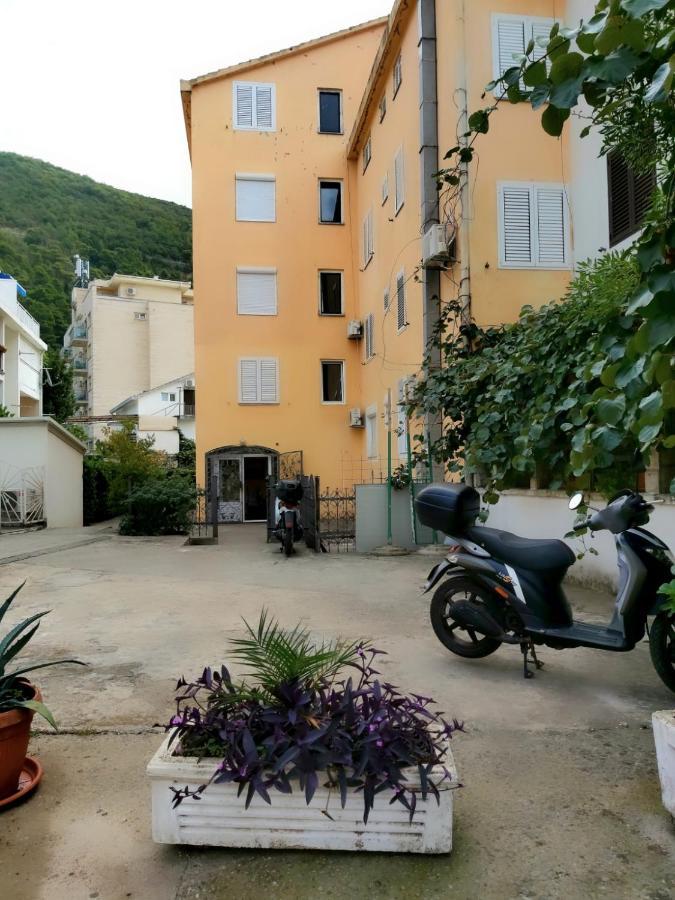 Suncani Apartman 1-Vila Amfora Μπούντβα Εξωτερικό φωτογραφία
